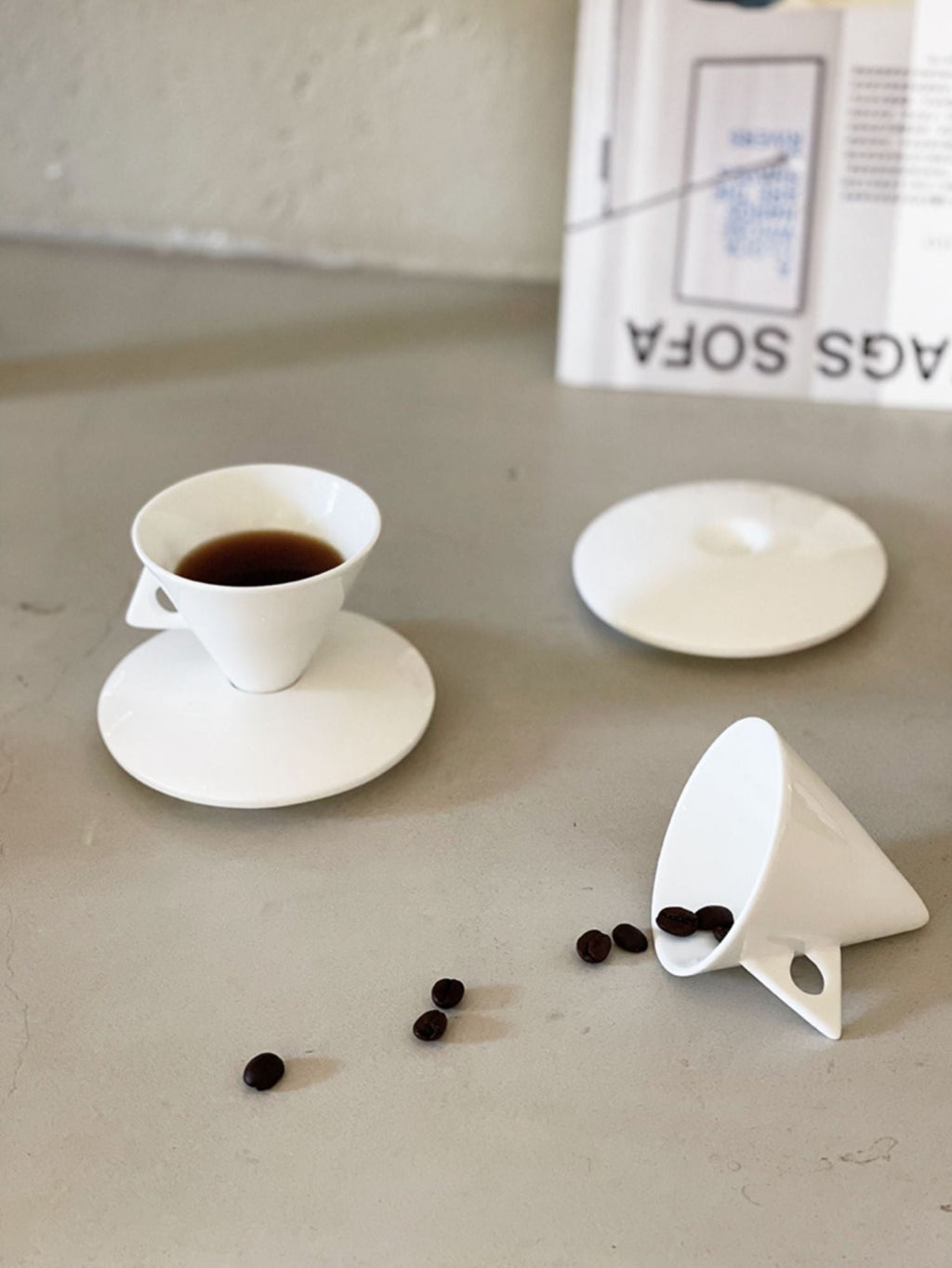 Ceramic Triangular Cup Set